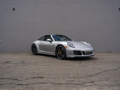 2018 Porsche 911 Targa 4 GTS