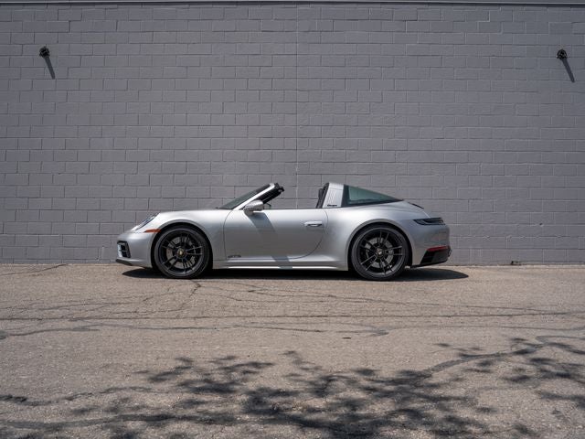 2024 Porsche 911 Targa 4 GTS