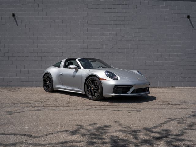 2024 Porsche 911 Targa 4 GTS