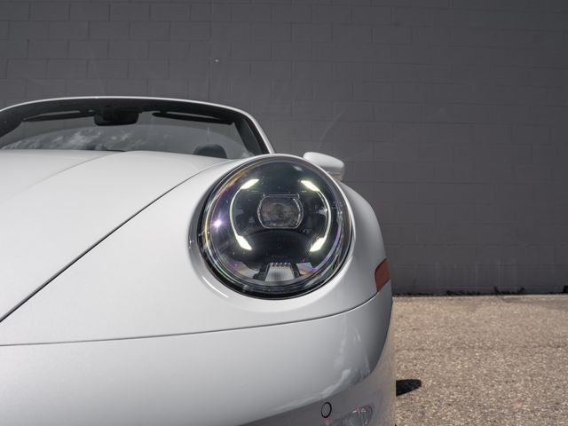 2025 Porsche 911 Carrera