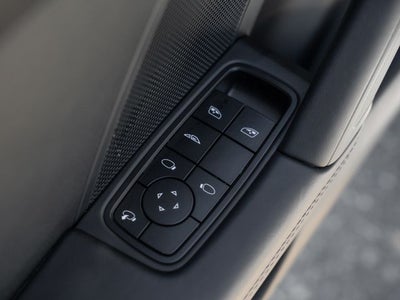 2025 Porsche 911 Carrera
