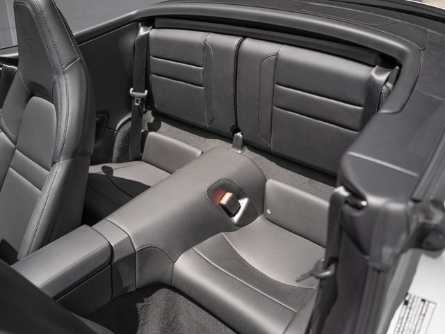 2025 Porsche 911 Carrera