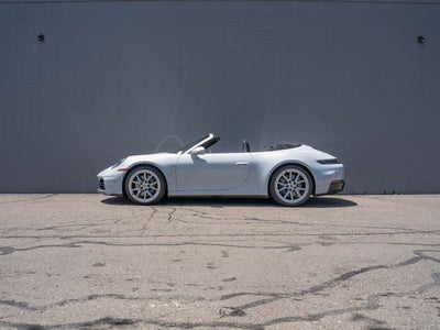 2025 Porsche 911 Carrera
