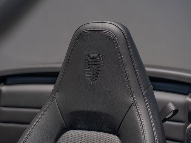 2025 Porsche 911 Carrera