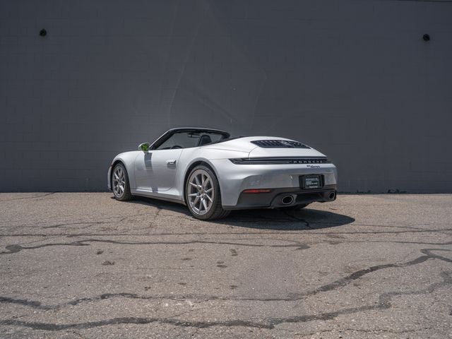 2025 Porsche 911 Carrera