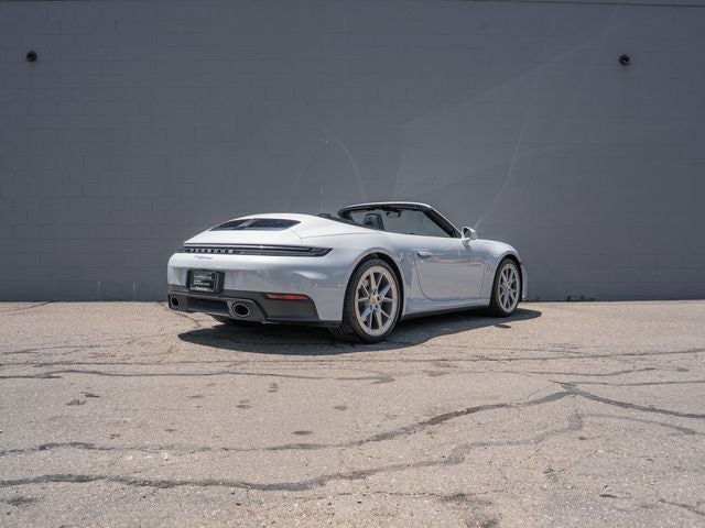 2025 Porsche 911 Carrera