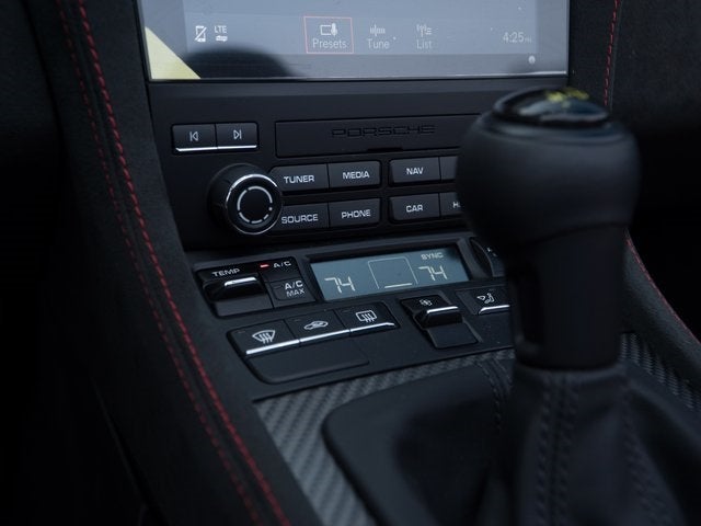 2024 Porsche 718 Spyder RS