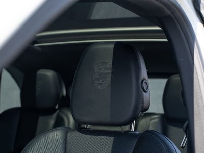 2017 Porsche Cayenne Platinum Edition