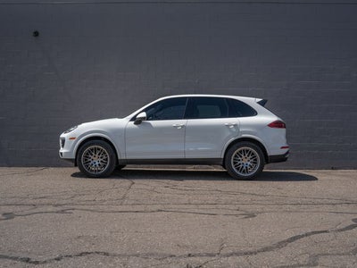 2017 Porsche Cayenne Platinum Edition