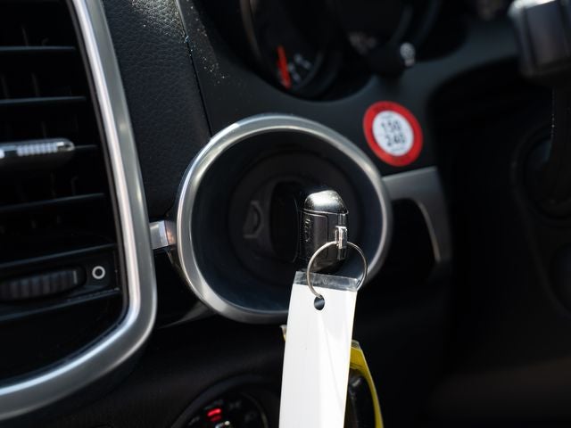 2017 Porsche Cayenne Platinum Edition