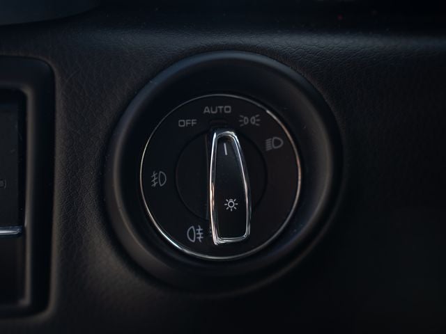 2017 Porsche Cayenne Platinum Edition