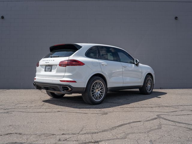 2017 Porsche Cayenne Platinum Edition