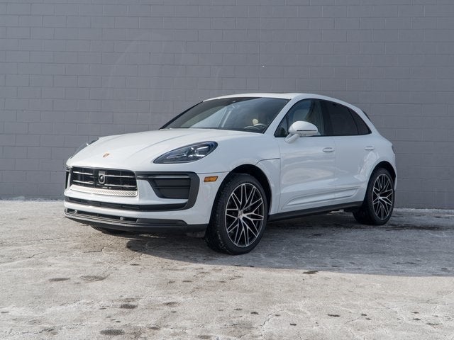 2023 Porsche Macan Base