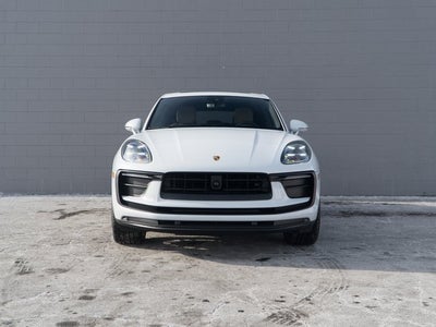 2023 Porsche Macan Base