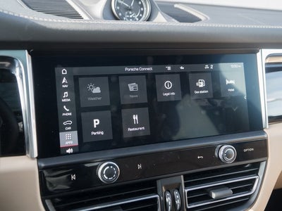 2023 Porsche Macan Base