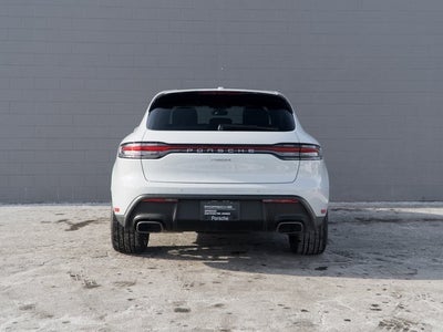 2023 Porsche Macan Base