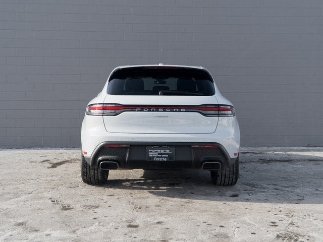 2023 Porsche Macan Base