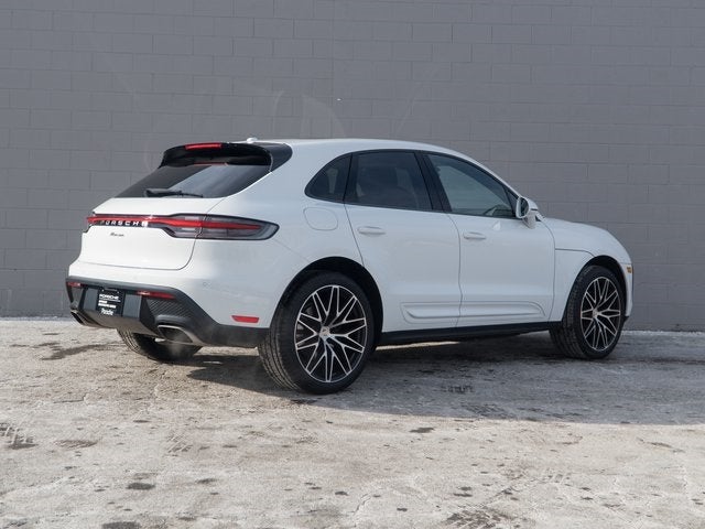 2023 Porsche Macan Base
