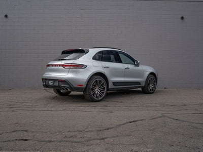 2026 Porsche Macan Base
