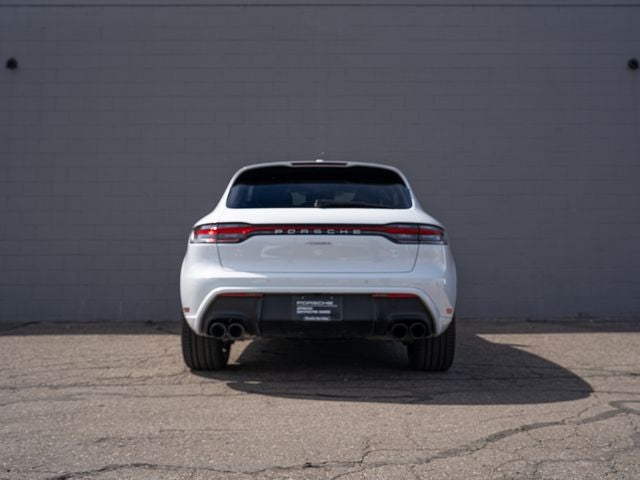 2025 Porsche Macan Base