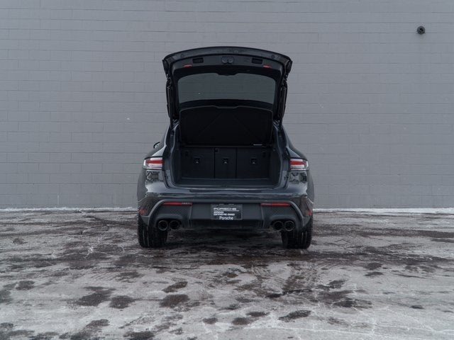 2025 Porsche Macan Base