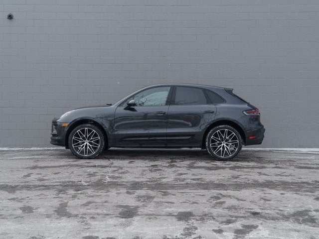 2025 Porsche Macan Base