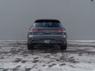 2025 Porsche Macan Base