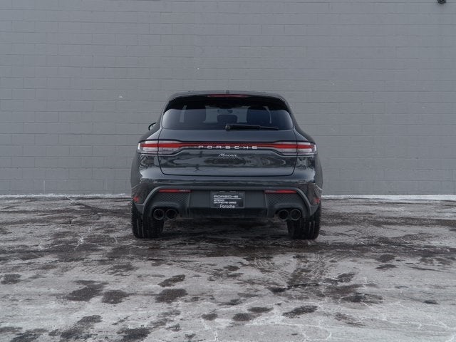 2025 Porsche Macan Base