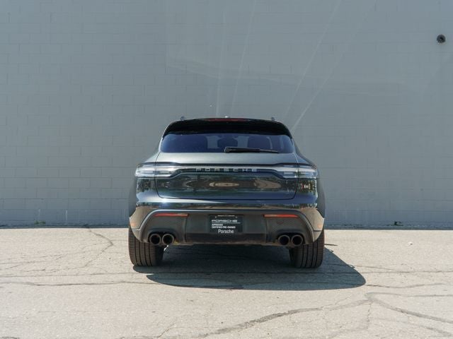 2026 Porsche Macan Base
