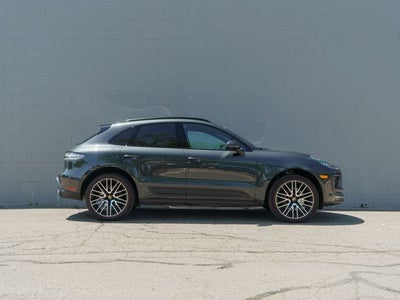 2026 Porsche Macan Base