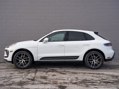 2025 Porsche Macan Base