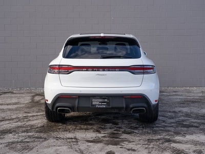 2025 Porsche Macan Base