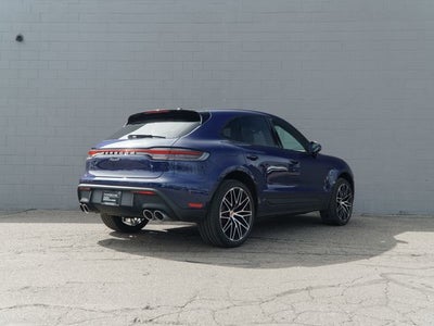 2026 Porsche Macan Base