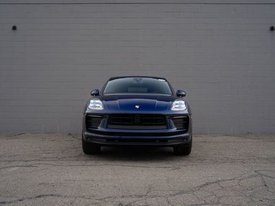 2026 Porsche Macan Base