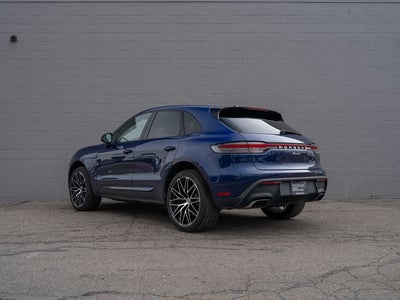 2026 Porsche Macan Base