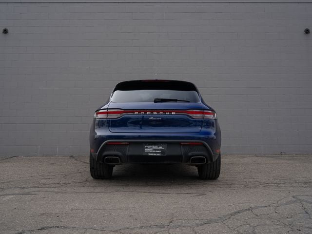 2026 Porsche Macan Base