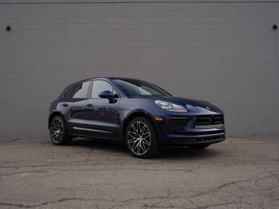 2026 Porsche Macan Base