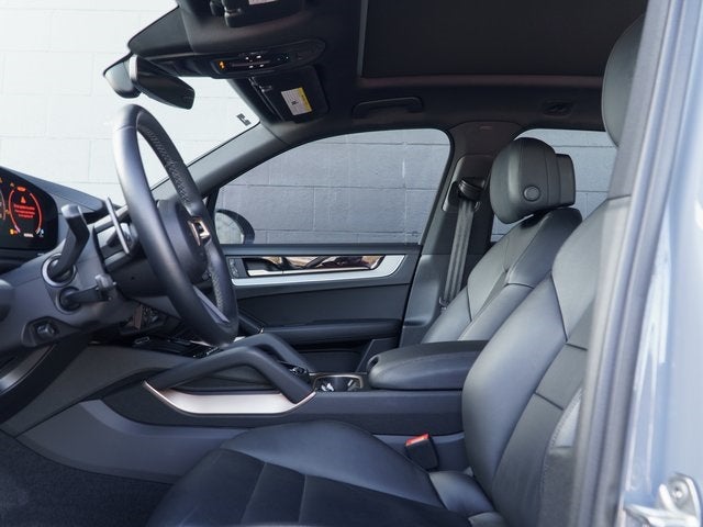 2024 Porsche Cayenne Base