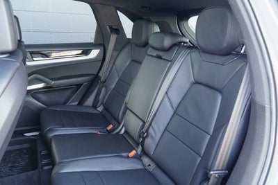 2024 Porsche Cayenne Base