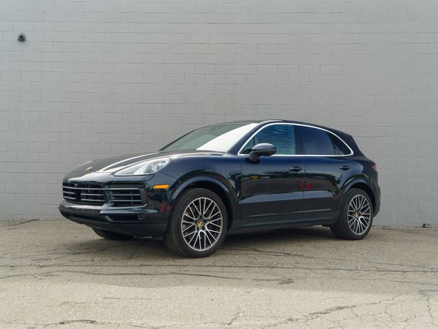 2023 Porsche Cayenne Base
