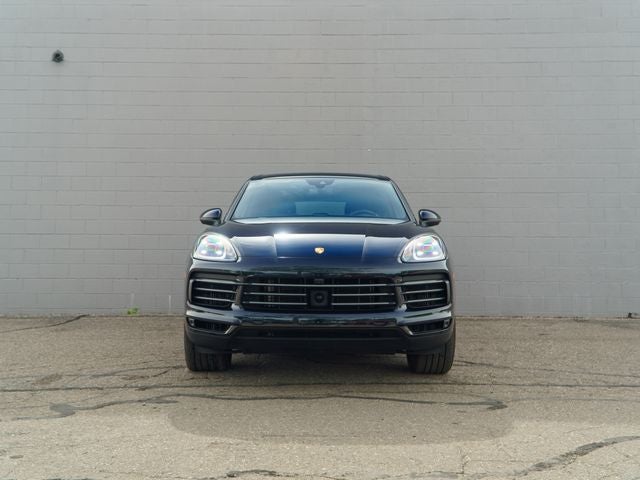 2023 Porsche Cayenne Base