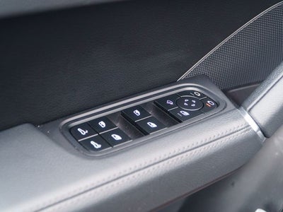 2023 Porsche Cayenne Base