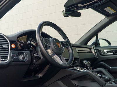 2023 Porsche Cayenne Base