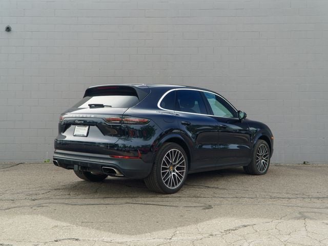 2023 Porsche Cayenne Base