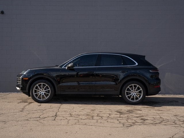 2024 Porsche Cayenne Base