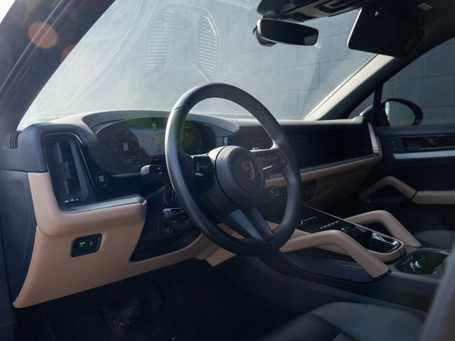 2024 Porsche Cayenne Base