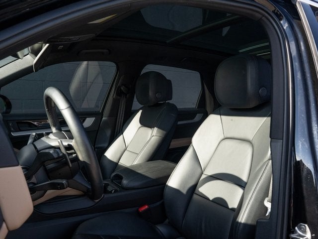 2024 Porsche Cayenne Base
