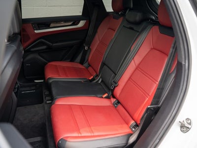 2024 Porsche Cayenne Base