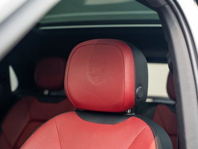 2024 Porsche Cayenne Base