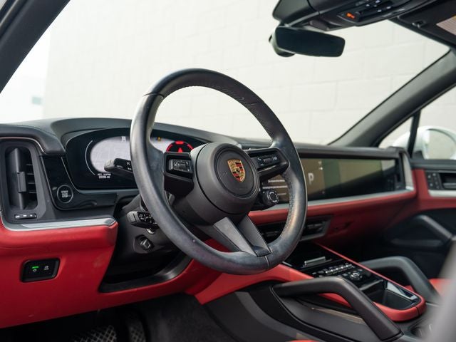 2024 Porsche Cayenne Base